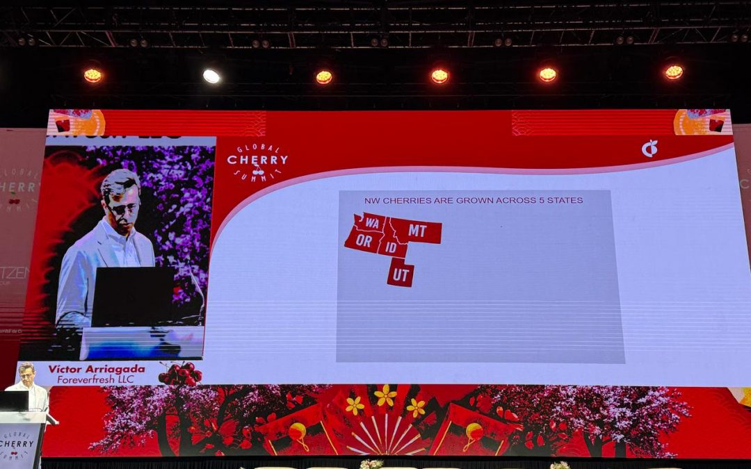 Forever Fresh on the Cherry Summit in Chile, speaking about the “Potential and Real size of the American Market”